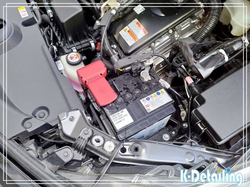 Toyota Altis Hybrid（2019～迄今）小電瓶更換前車上原廠電瓶使用GS 340LN0電瓶
