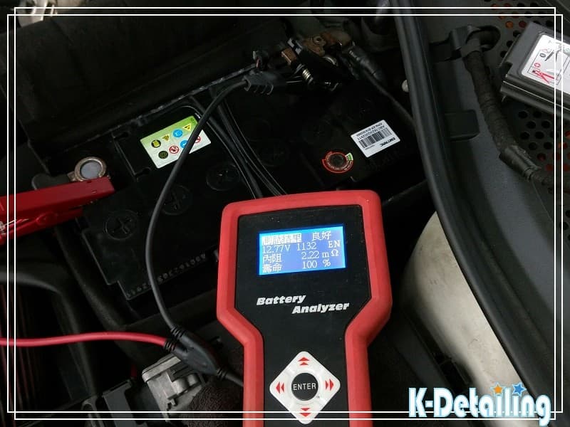 福斯Golf GTI電瓶更換熄火後進行靜態效能檢測顯示電壓12.77V 冷啟動電流 1132EN 內阻2.22 電瓶壽命100%