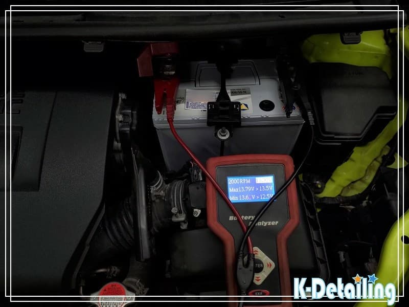 TOYOTA SIENTA 電瓶更換後進行發電機重負載測試確認充電系統正常