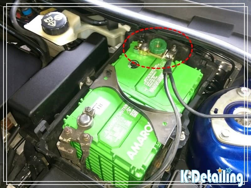 MAZDA3 AMARON S95 EFB 與負極斷電開關 2006 MAZDA3 更換 AMARON S95 EFB 電瓶並加裝負極斷電開關