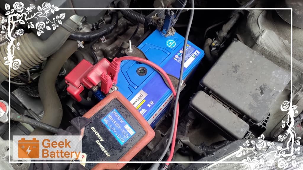 Suzuki Baleno 發電機 2000 RPM 回充檢測，實測電壓 13.83V 正常