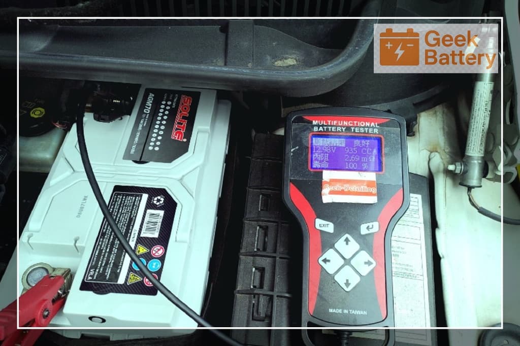 全新 SOLITE LN3 AGM 電瓶靜態數據實測，電壓 12.98V、冷啟動電流高達 935 CCA