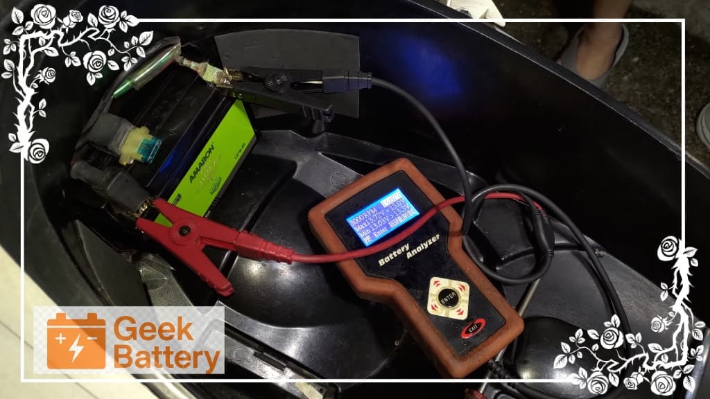 YAMAHA 勁戰發動回充測試初期電壓短暫顯示 13.67V